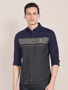 U.S. Polo Assn. Men Tailored Fit Colourblocked Pure Cotton Casual Shirt