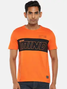 People Men Orange Typography Printed Slim Fit T-shirt