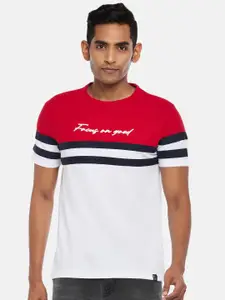 People Men Red & White Colourblocked Slim Fit T-shirt