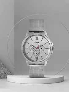 Timex Men Silver-Toned Dial & Silver Toned Bracelet Style Analogue Watch TWEG165SMU03