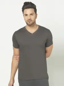THE DAILY OUTFITS Men Charcoal Grey V-Neck Cotton T-shirt