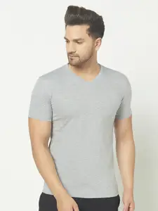 THE DAILY OUTFITS Men Grey V-Neck T-shirt