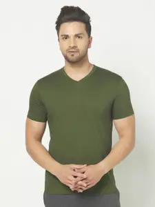THE DAILY OUTFITS Men Olive Green V-Neck T-shirt