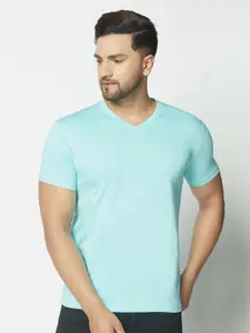 THE DAILY OUTFITS Men Mint V-Neck Cotton T-shirt
