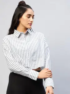 CHIMPAAANZEE Women Black Boxy Fit Vertical Striped Casual Shirt