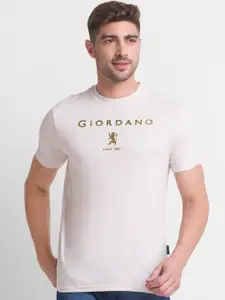 GIORDANO Men Cream-Coloured Typography Printed Applique Slim Fit T-shirt
