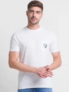 GIORDANO Men White Slim Fit T-shirt