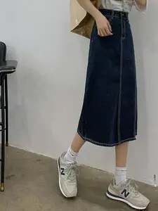 StyleCast Women Navy-Blue Solid Straight Midi Skirt