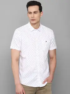 Louis Philippe Jeans Men White Slim Fit Printed Casual Shirt