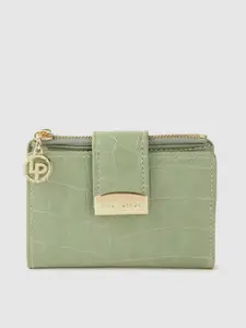 Lino Perros Women Sage Green Croc Textured Two Fold Wallet