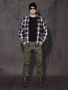 Roadster Men Olive Green Regular Fit Solid Joggers