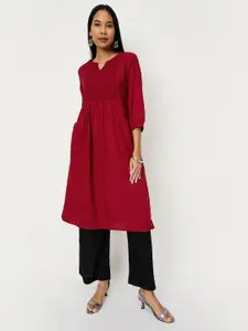 max Women Red Solid Keyhole Neck Kurta