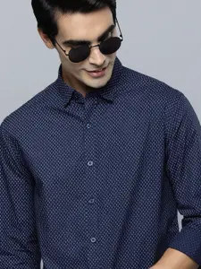Flying Machine Men Navy Blue Micro Ditsy Printed Pure Cotton Slim Fit Casual Shirt