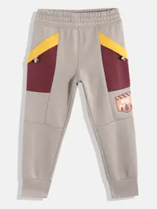 Nike Boys Taupe Solid B NSW GREAT OUTDOORS FLC Joggers