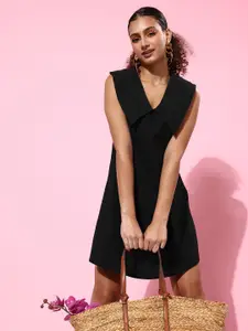 People Women Gorgeous Black Self-Design Statement Collar Dress