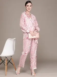 Ishin Women Pink Floral Printed Top with Trousers