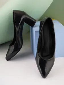 SAPATOS women Black Embellished Block Pumps