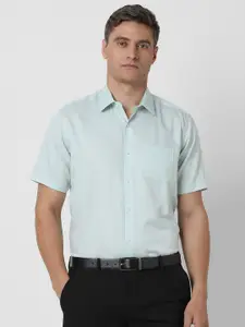 Van Heusen Men Blue Contemporary Regular Fit Solid Formal Shirt