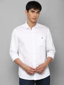 Louis Philippe Jeans Men White Slim Fit Solid Casual Shirt