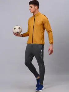 Invincible Men Windrunner Outdoor Jacket