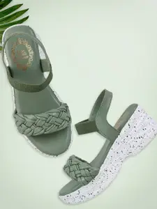 madam glorious Green Solid Braided Strap Wedge Heels