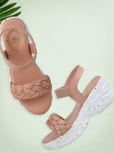 madam glorious Women Peach Platform Sandals