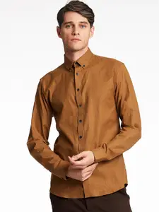LINDBERGH Men Brown Slim Fit Casual Shirt