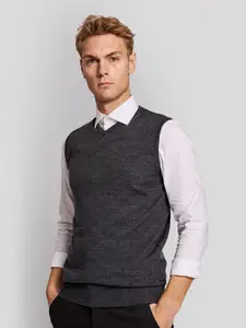 Bruun & Stengade Men Grey & licorice Sweater Vest