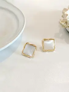 Unwind by Yellow Chimes Women Gold-Toned Square Design Stone Studded Stud Earrings