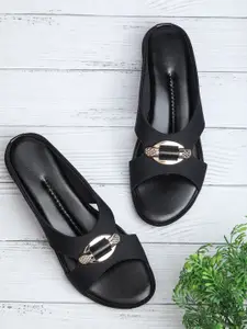 BOOTCO Women Black Solid Comfortable Wear Casual Flats