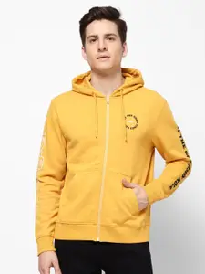Wrangler Men Yellow Hooded Sweatshirt