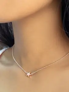 Ayesha Star Mini Pendant Necklace