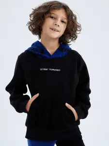 DeFacto Boys Black & Blue Printed Hooded Sweatshirt