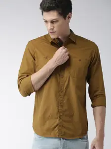 HIGHLANDER Men Khaki Solid Slim Fit Solid Casual Shirt