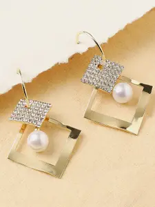 SOHI Women White Contemporary Studs Earrings