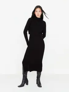 Trendyol Women Solid Top With Skirt