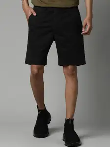 Breakbounce Men Black Solid Slim Fit Chino Shorts