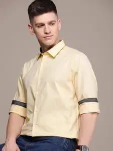 Nautica Slim Fit Checked Casual Shirt