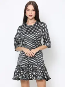 DRIRO Black & White Star Print Drop-Waist Mini Dress