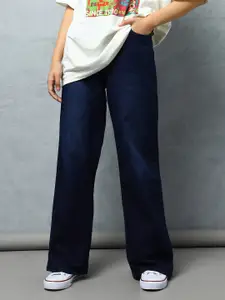 Flying Machine Women Blue Straight Fit High-Rise Light Fade Stretchable Jeans