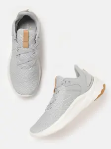 New Balance Women Woven Design Roav V2 Running Shoes