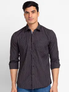 Globus Men Black Striped Cotton Casual Shirt