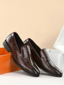 INVICTUS Men Brown Textured Slip On Formal Shoes