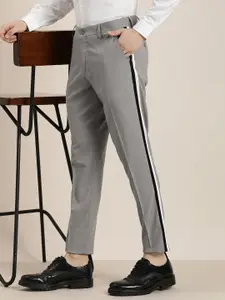 INVICTUS Men Slim Fit Formal Trousers With Side Stripe Details