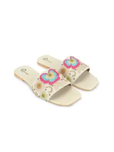 The Desi Dulhan Women Off White & Pink Embellished Ethnic Open Toe Flats