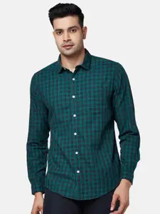 BYFORD by Pantaloons Men Green & Navy Blue Checked Cotton Casual Shirt