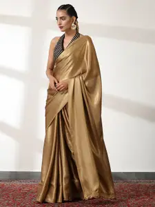 Swtantra Gold-Toned Solid Saree