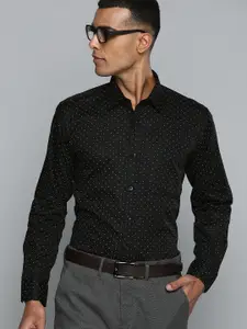 DENNISON Men Black Smart Polka Dots Printed Formal Shirt