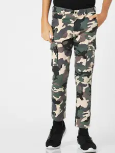 Jack & Jones Junior Boys Black & Cream Camouflage Printed Slim Fit Cargos Trousers