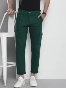 The Indian Garage Co Men Green Slim Fit Cotton Cargos Trousers